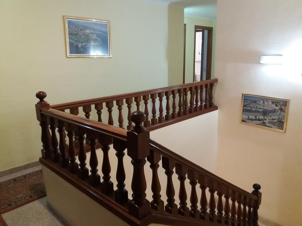 Avenida Gijon Centro Hotell Eksteriør bilde