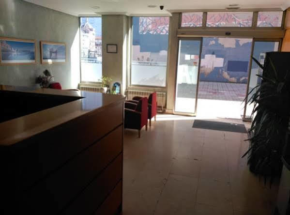 Avenida Gijon Centro Hotell Eksteriør bilde